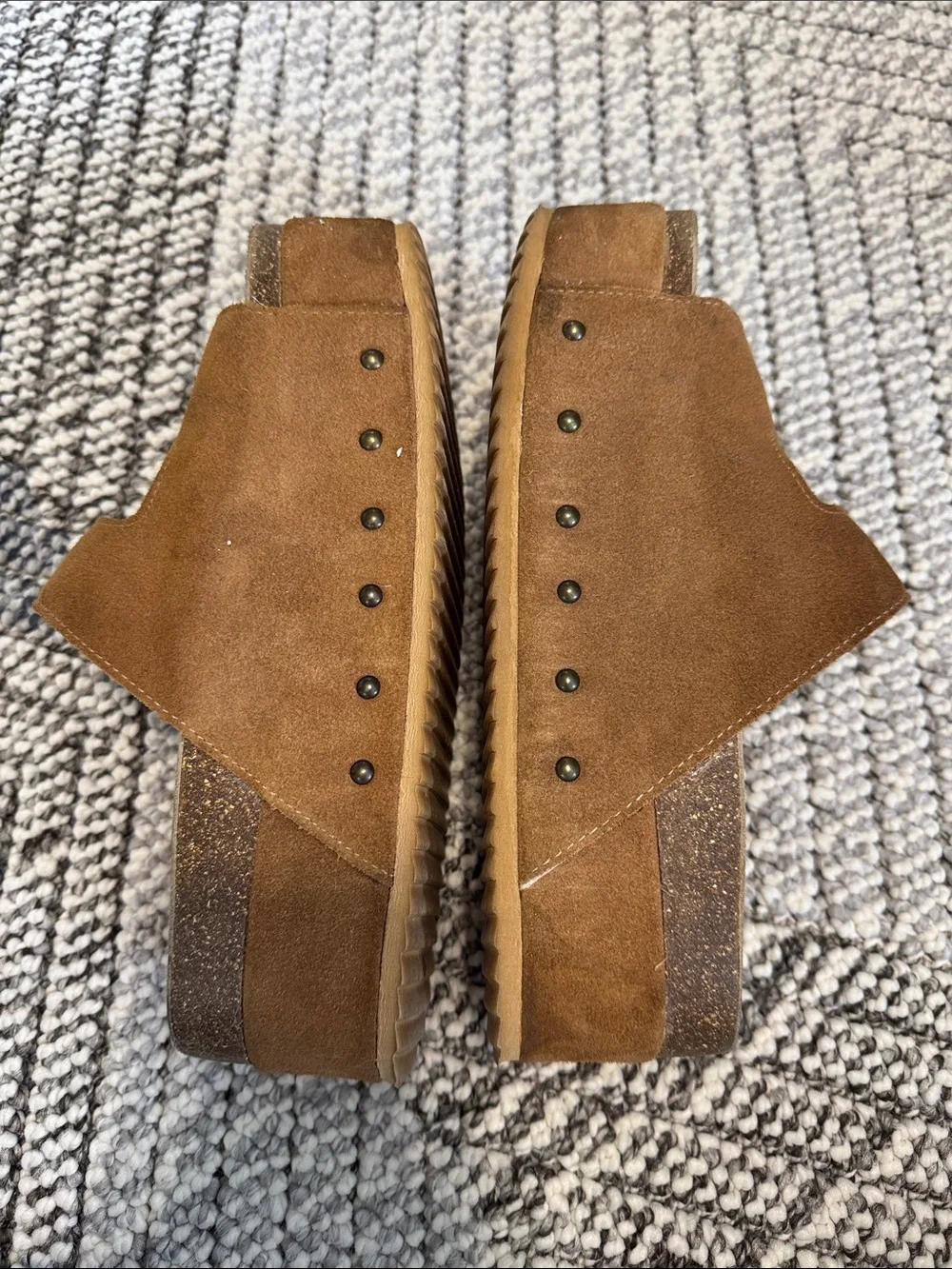 Women’s Suede Platform Slide Sandals in Brown with Buckle Straps